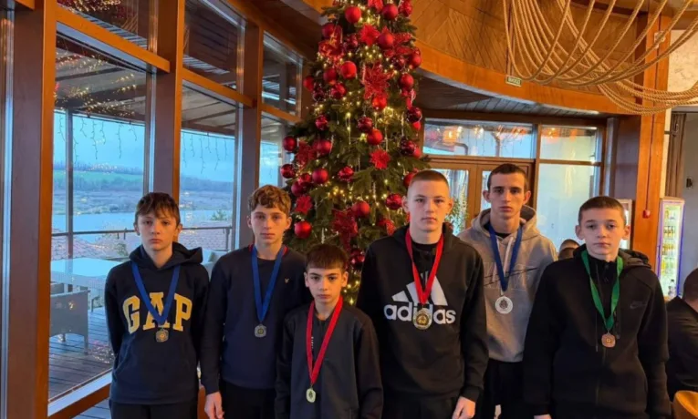 спортсмени