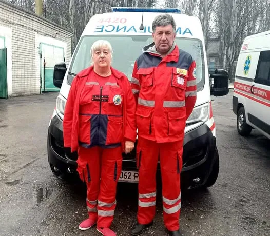 На Дніпропетровщині чоловік впав із четвертого поверху і дивом вижив