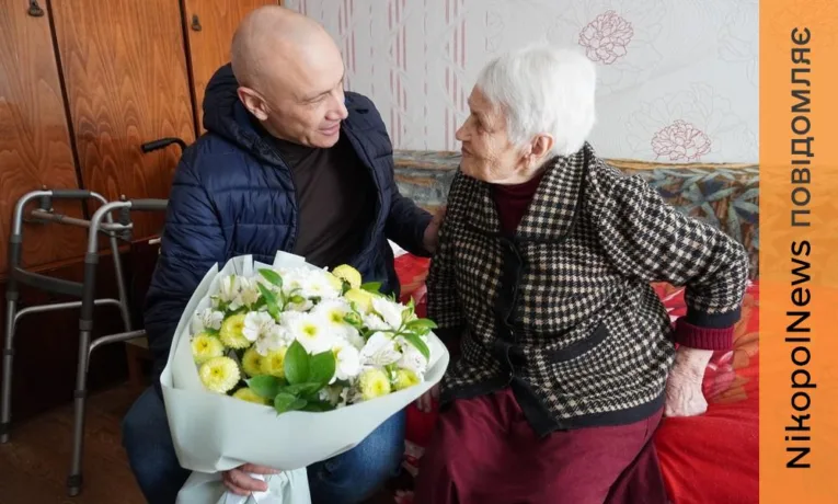 Мешканка Нікополя відзначає 100-річний ювілей: 48 років лікарської праці