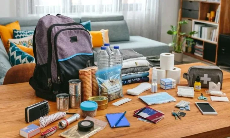 Цивільний захист 2026: склад тривожної валізи на четвертому році війни