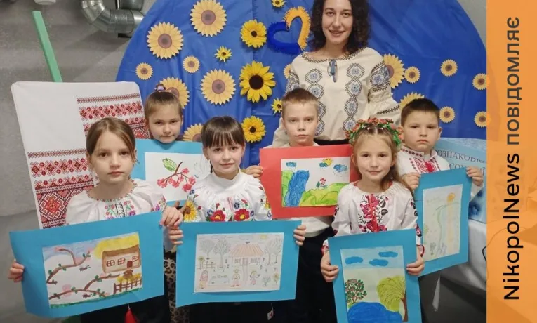 У Покрові відзначили 212-ту річницю від дня народження Тараса Шевченка