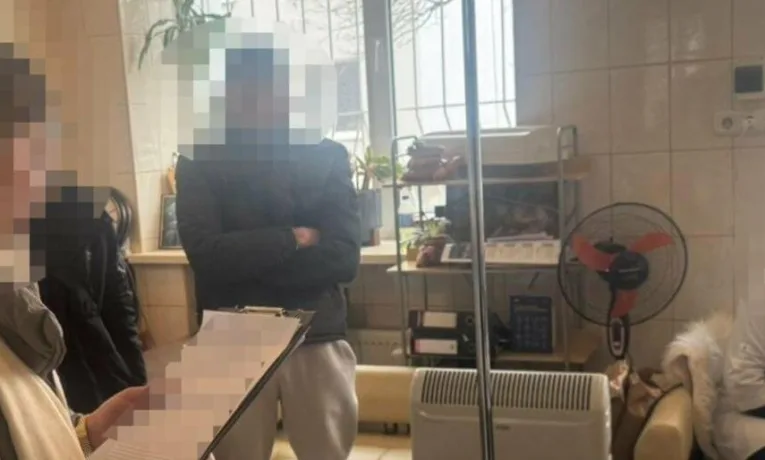 4500 доларів за «інвалідність»: у лікарні Дніпровського району торгували довідками