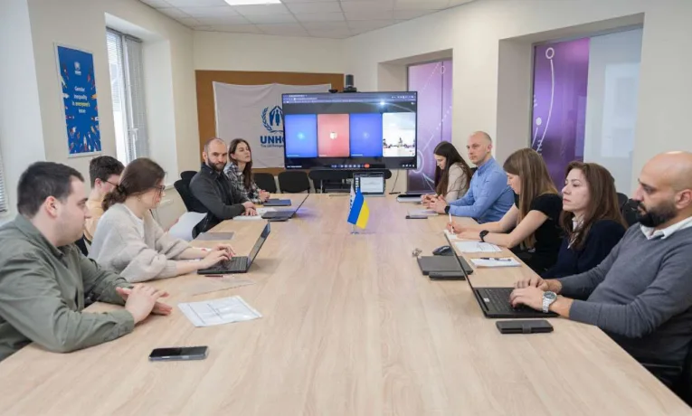 Дніпро обʼєднує міжнародні фонди для допомоги постраждалим від ракетних атак мешканцям міста