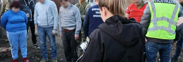 У Дніпрі ліквідували нарколабораторію під керівництвом 58-річної жінки