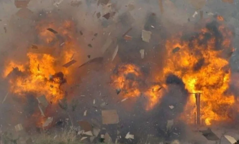 Граната вибухнула в руках чоловіка на Дніпропетровщині: поліція повідомляє про загибель та травму