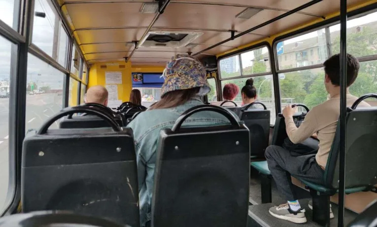 Тарифи на проїзд в автобусах Дніпра можуть змінитися через подорожчання пального