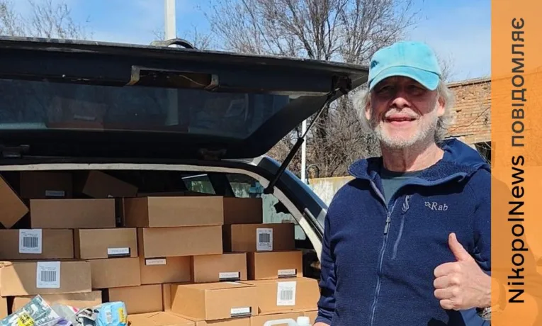 Нікопольському притулку для тварин волонтер з Британії привіз допомогу