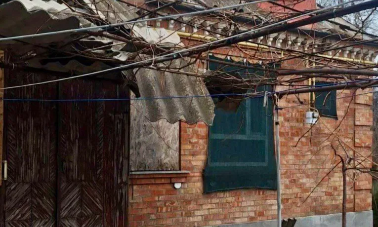 Масовані атаки на Дніпровщині: поранена жінка та пошкоджені школи