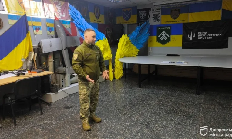 Повернення до мирного життя: ветерани в Дніпрі проходять психологічні тренінги