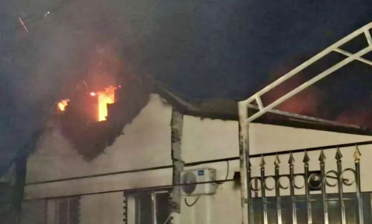 Ніч на Дніпропетровщині: вибухи в чотирьох районах