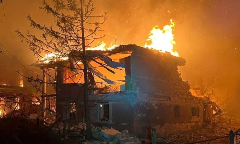 Ворожі атаки на Дніпропетровщину: подробиці нічних подій 17 березня