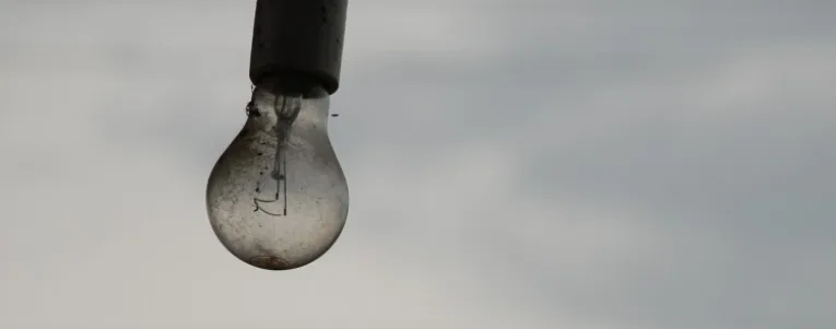 Світло відключають не всім: які обмеження діють у Дніпрі