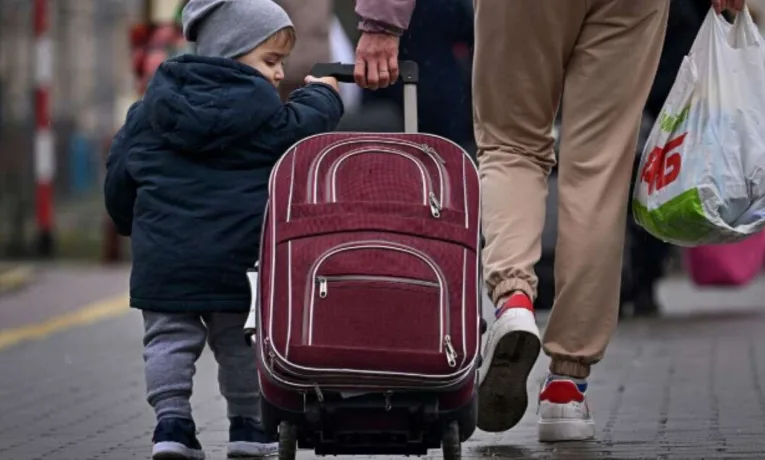 Правила перевезення дітей за кордон: що потрібно знати батькам у 2026 році