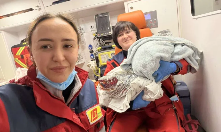 Народження двійні вдома: незвичайний випадок у Дніпропетровській області