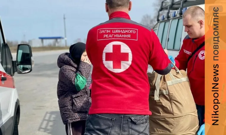 Евакуація родини з Нікополя: волонтери провели операцію в одному із найнебезпечніших районів