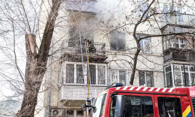 Удар по середмістю Дніпра: оновлення інформації про руйнування та постраждалих