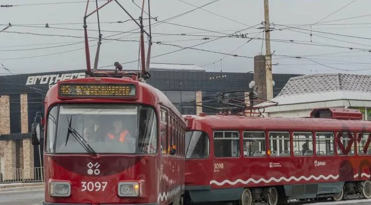 Зміна схеми руху трамваїв у Дніпрі: тимчасова зміна маршрутів