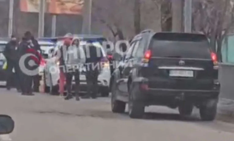 Десятки порушень та ігнорування суду: подробиці затримання на набережній в Дніпрі