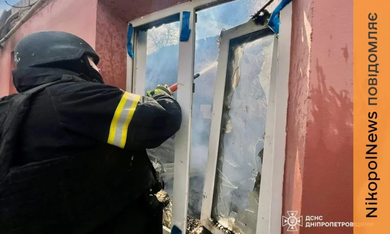 Наслідки обстрілів Нікополя та області 2 квітня: двоє загиблих, одна поранена