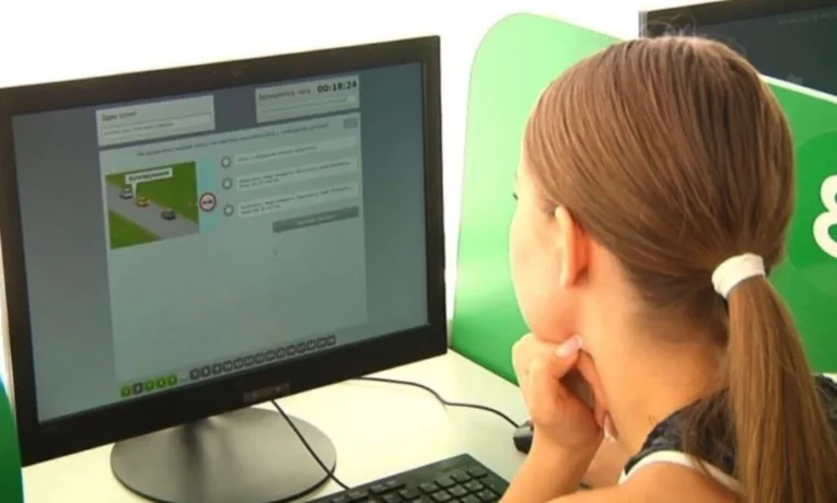 МВС пропонує оновити іспити для водіїв в Україні