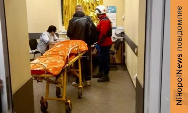 У Нікополі є поранені через російські атаки, мешканців закликають обмежити пересування містом