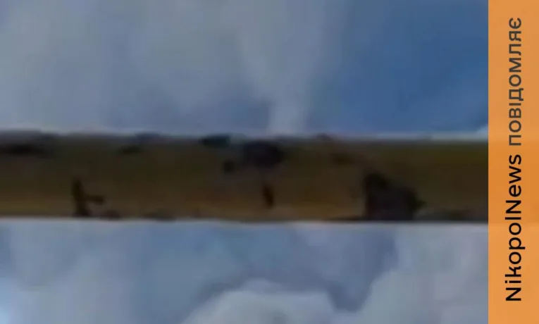 Ворог вдарив по Дніпру, є постраждала – що відомо