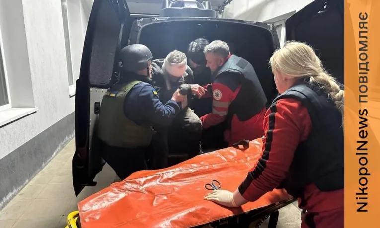П'ятеро поранених на Нікопольщині: ворог обстріляв Нікопольщину, Кривий Ріг і Синельниківщину