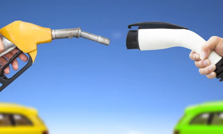 Електро чи газ: на чому вигідніше їздити дніпрянам у 2026 році