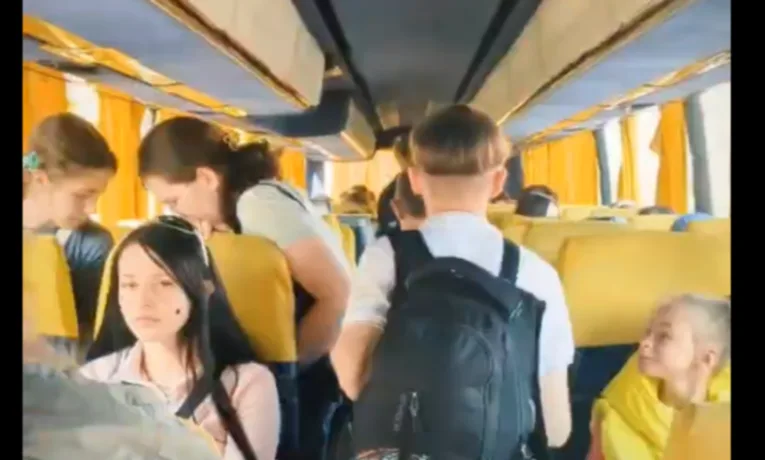 Понад 100 дітей з Дніпропетровщини вирушили на безкоштовний відпочинок