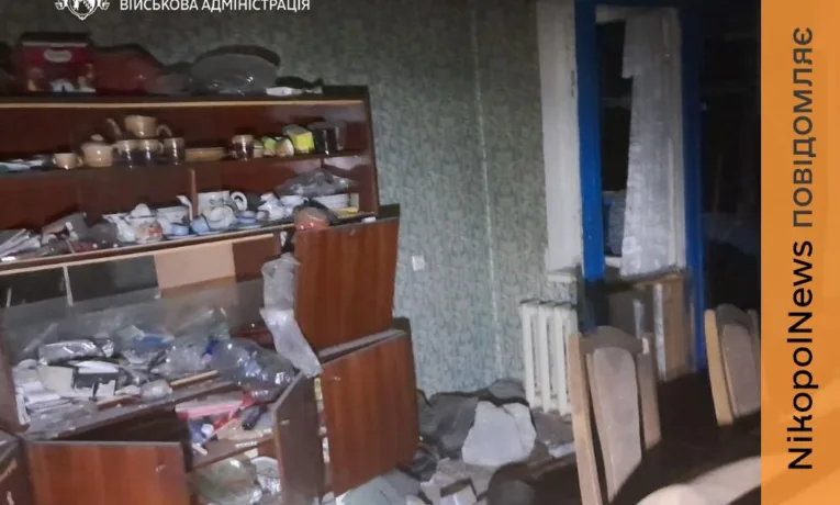 Надзвичайники врятували 25 людей після атаки ворога на Нікополь і район та Синельниківщину
