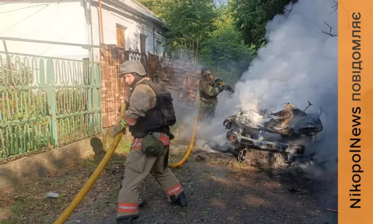 Обстріли на Нікопольщині: 2 постраждалих, пожежі та пошкодження інфраструктури