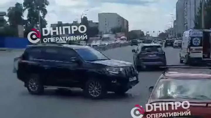 ДТП у Слобожанському: водій Toyota збив мотоцикліста