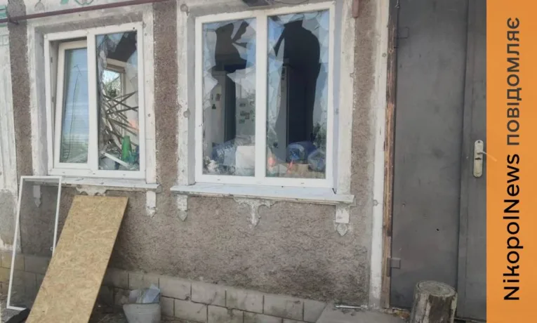 На Нікопольщині пошкоджені підприємства та інфраструктура, є загиблий і поранені на Криворіжжі