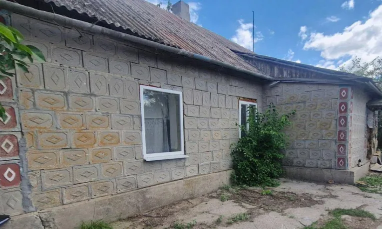На Дніпропетровщині чоловік ледь не вбив людину ножем