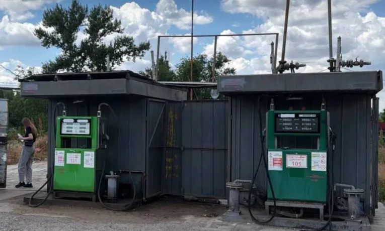 На Дніпропетровщині ліквідували мережу нелегальних АЗС