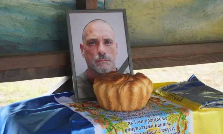 Нікополь попрощався із захисником Андрієм Салімовим