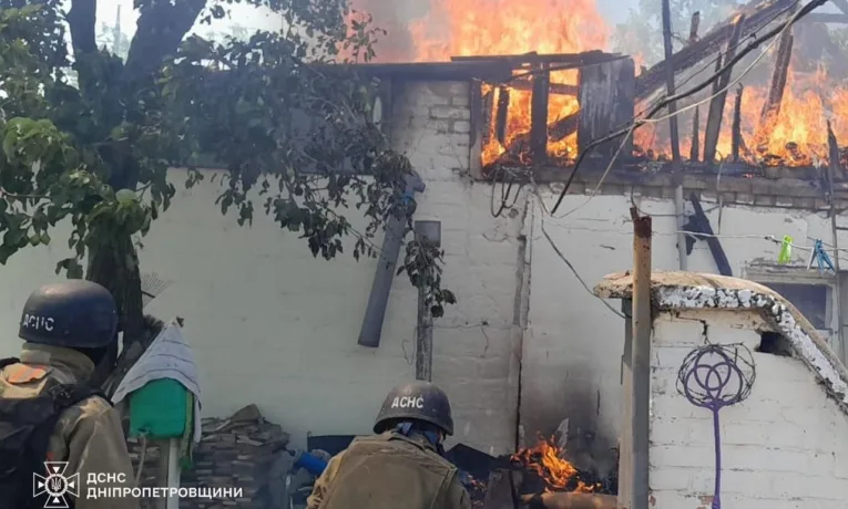 Повторний удар по рятувальниках ДСНС у Нікополі