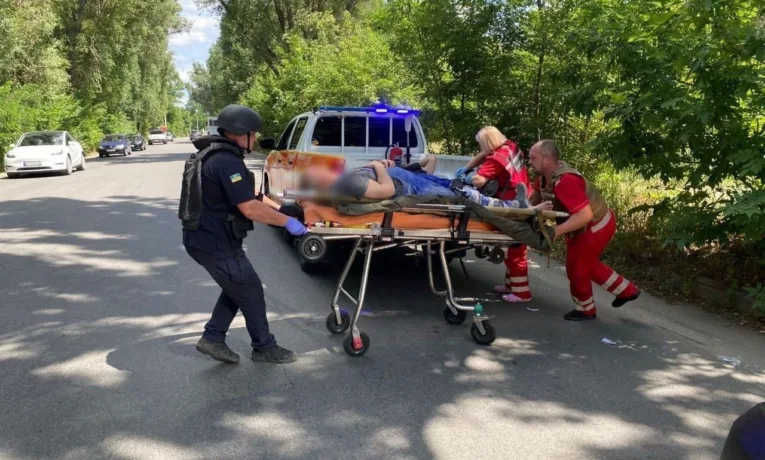 Ракетний удар по Дніпру: кількість постраждалих зросла