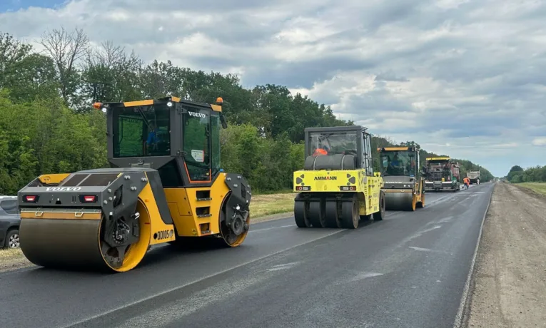 Ремонт доріг на Дніпропетровщині: що важливо знати водіям