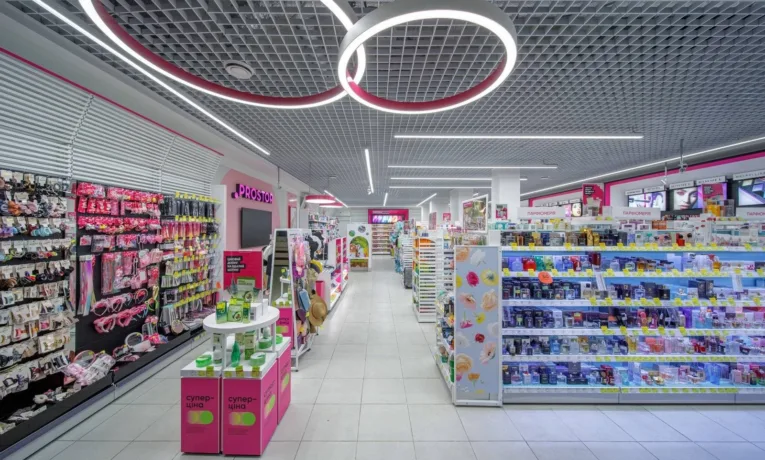 У Дніпрі масово закриваються магазини мережі Prostor