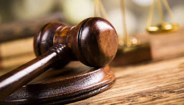 У Дніпрі судять директора за розкрадання 1,2 млн грн