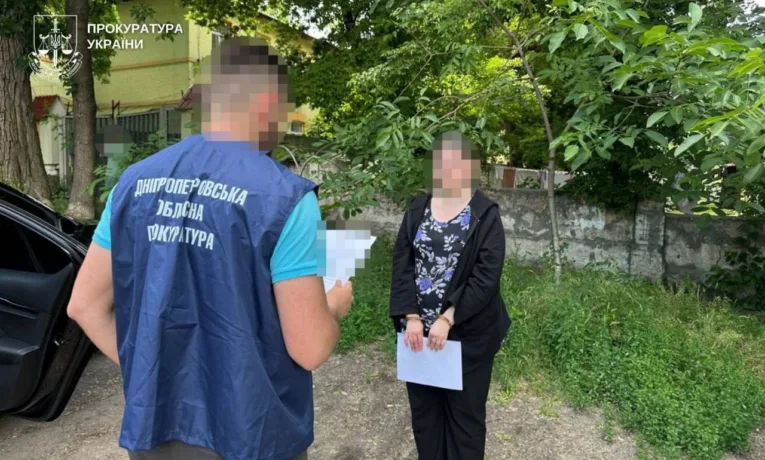 У Дніпрі затримали коригувальницю ворожих ударів