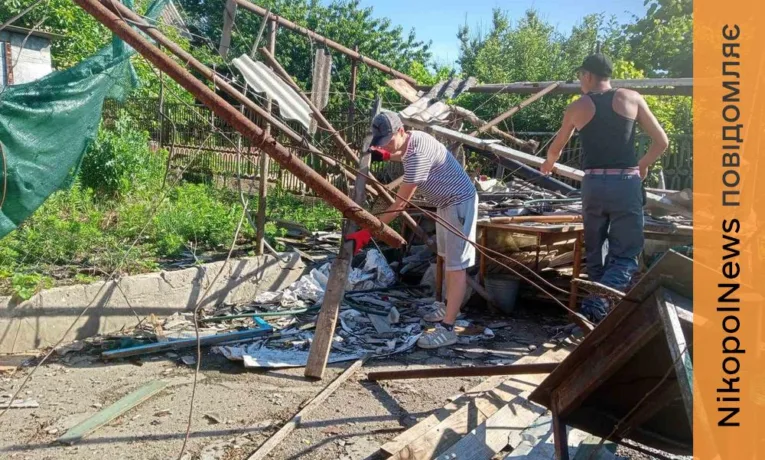 Нікополь після обстрілів: ремонт пошкодженого житла та відновлення міської інфраструктури