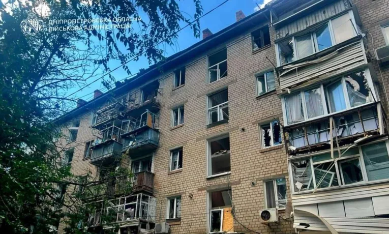 Обстріли Дніпропетровщини: загиблий і постраждалі