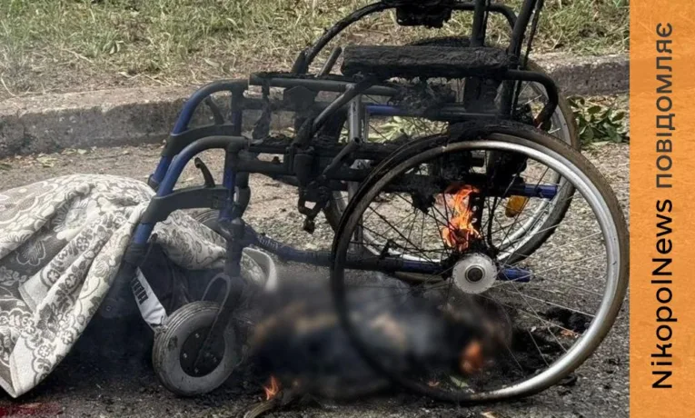 Вбито трьох людей у Нікополі: ворог вдарив FPV-дроном по місту