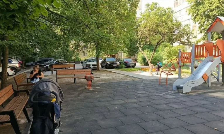 Конфлікт через куріння на дитячому майданчику у Дніпрі