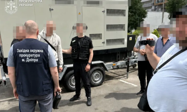 На Дніпропетровщині судитимуть ділка за хабар у $25 000