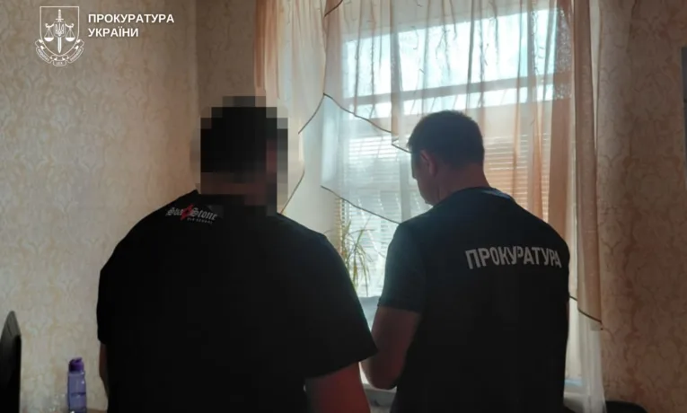 На Дніпропетровщині троє підлітків побили двох братів