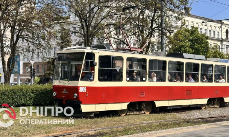 Ремонт колій на проспекті Б. Хмельницького: зміни руху