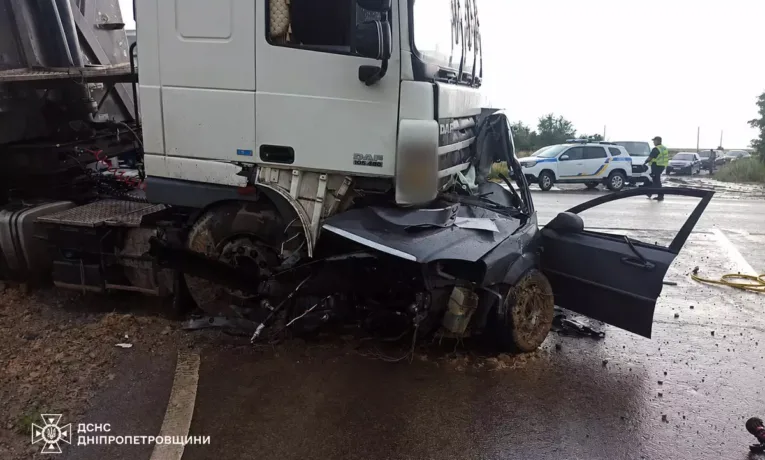 Смертельна ДТП на Криворіжжі: загинув молодий водій
